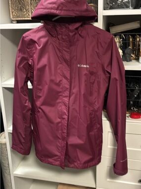 Columbia Women's Hooded Rain Jacket - Berry Plum